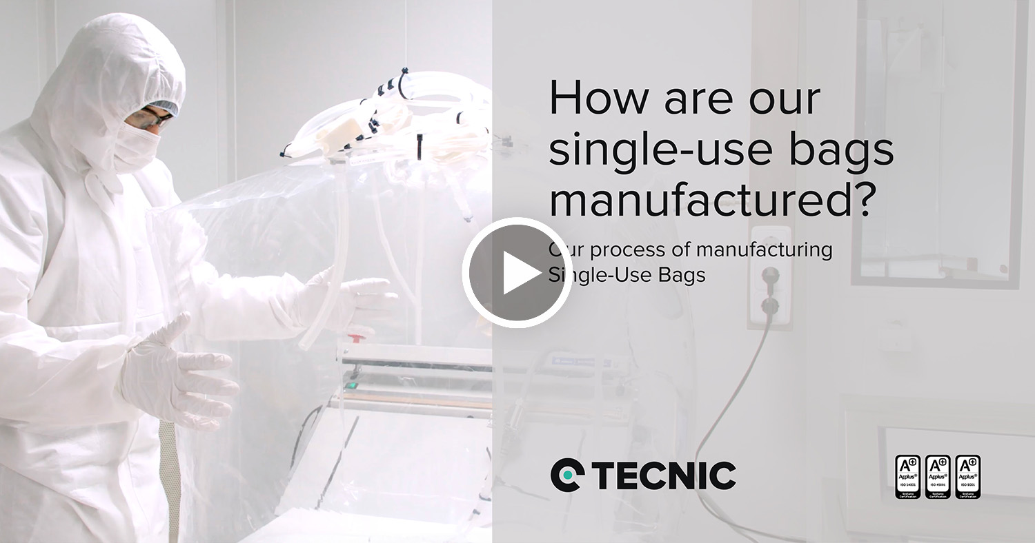 Cover of TECNIC's video entitled ‘How are our single-use bags manufactured? It shows a technician in a clean room with protective gear, handling a single-use bag.